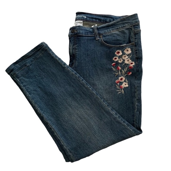 Liz Claiborne Denim - Liz Claiborne Embroidered Straight Leg  Jeans Size 18
